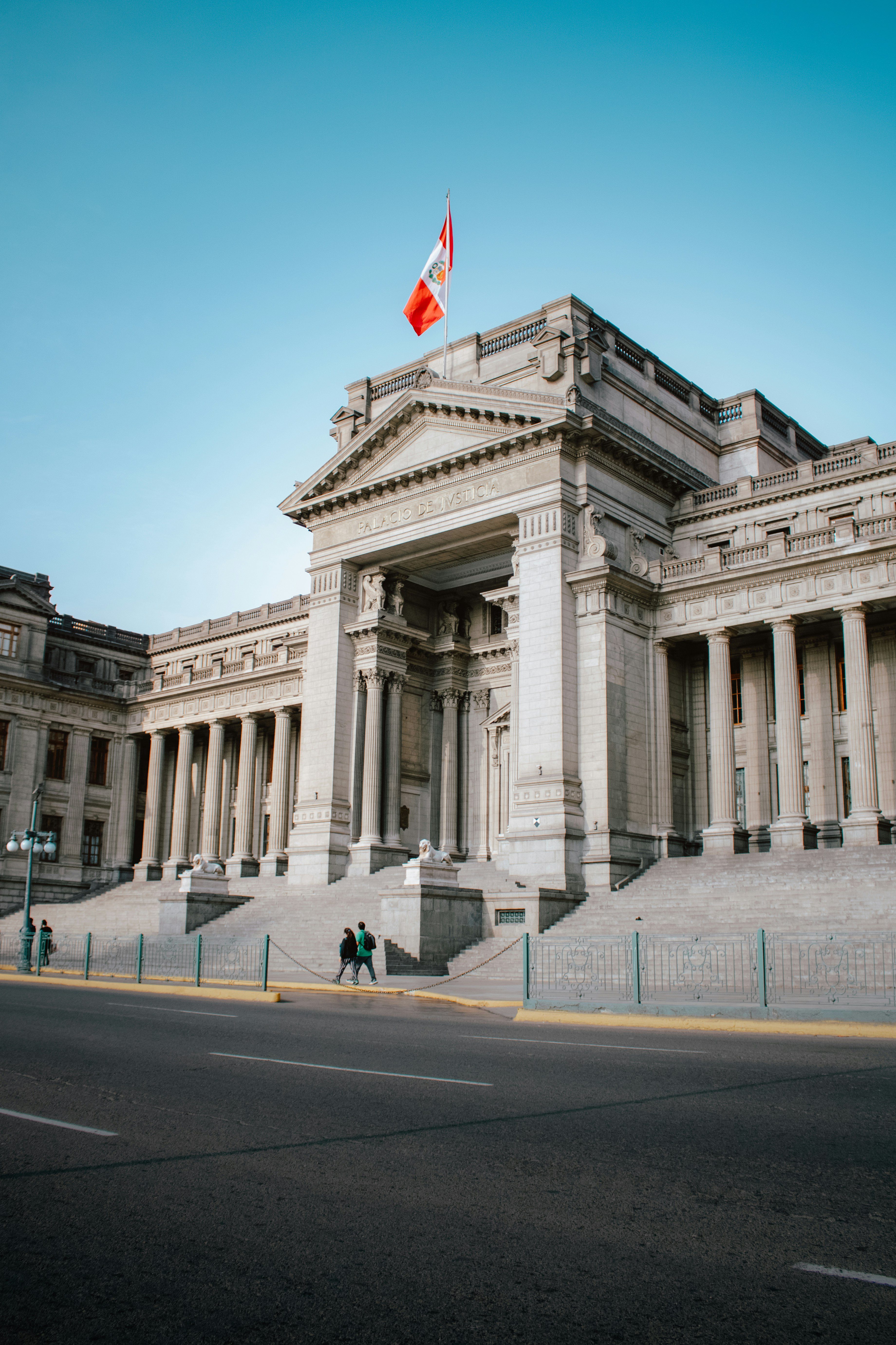 ¿La falsificación no produce efectos?: Corte suprema sanciona impunidad civil bajo ropaje formal